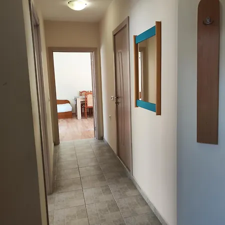 зевс Appartement *