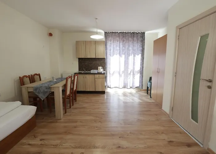 зевс Apartment Pomorie